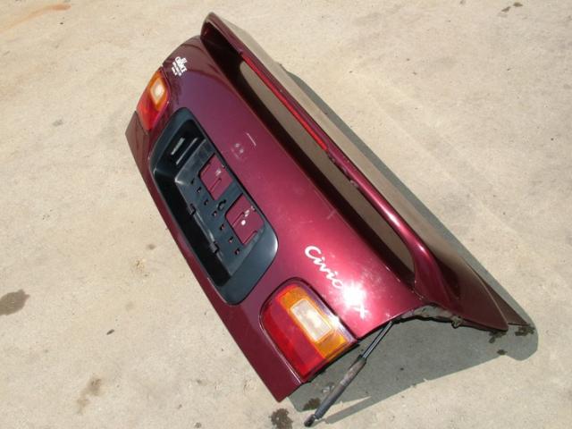 EG Sedan Trunk Lid 3