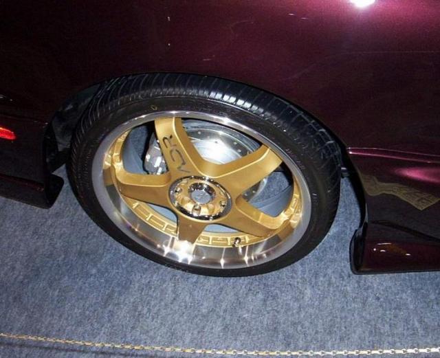 gold wheel