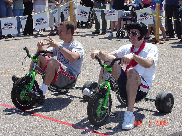 AERO_United_Way_2005_bigwheel.jpg