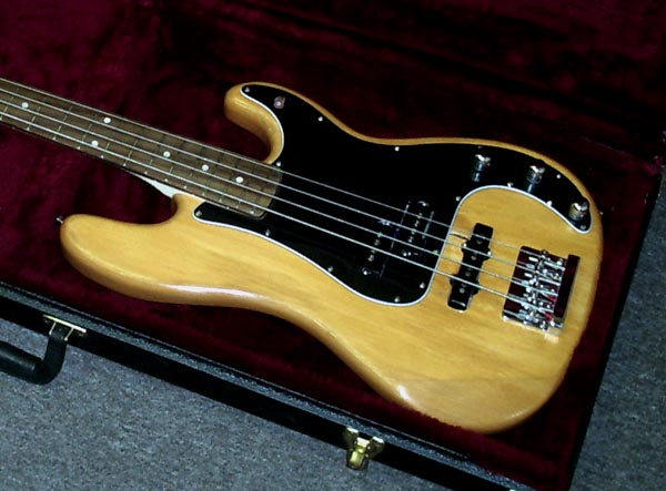 Squier Bass for Internet
